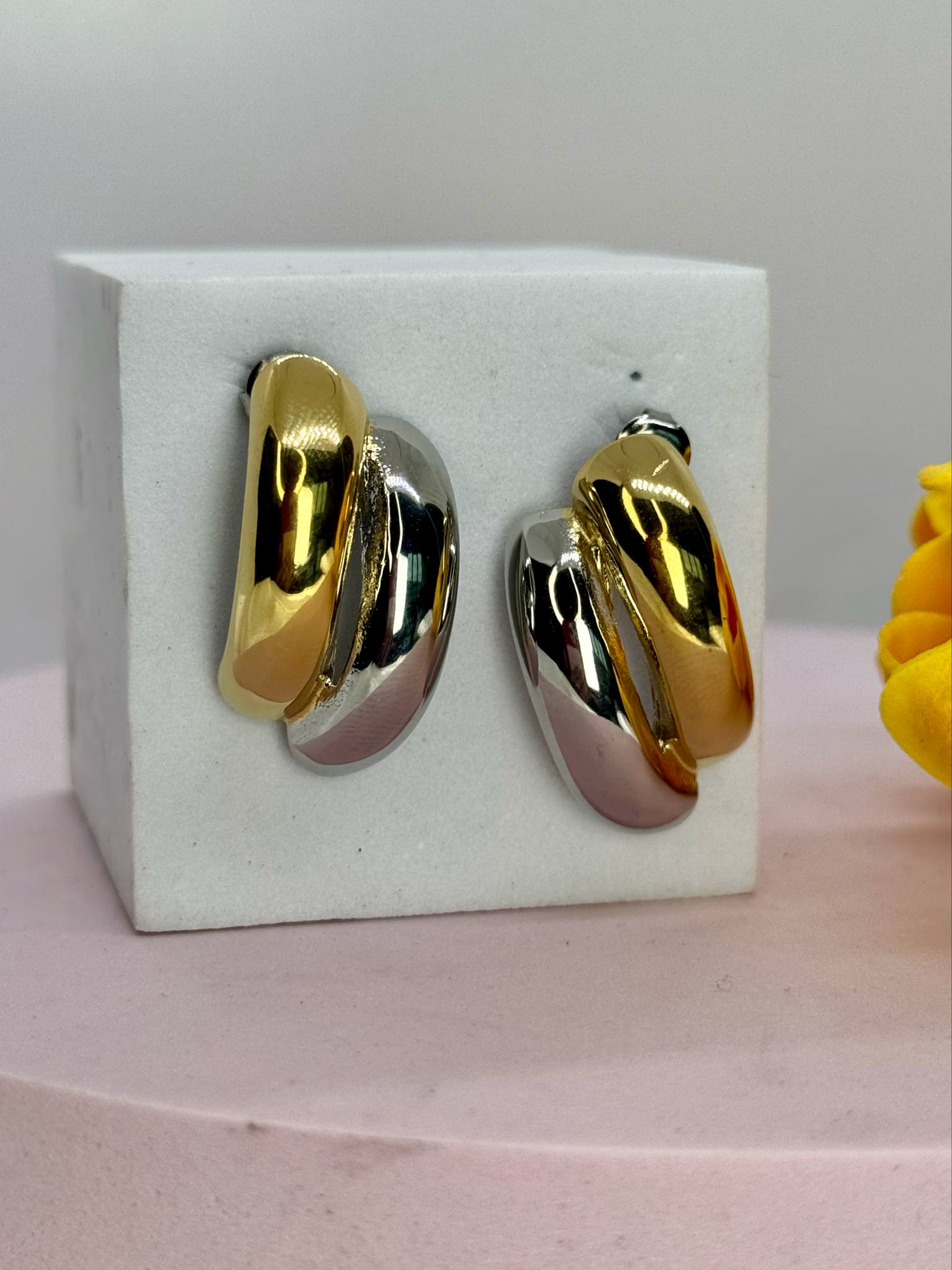 Daisy Earrings