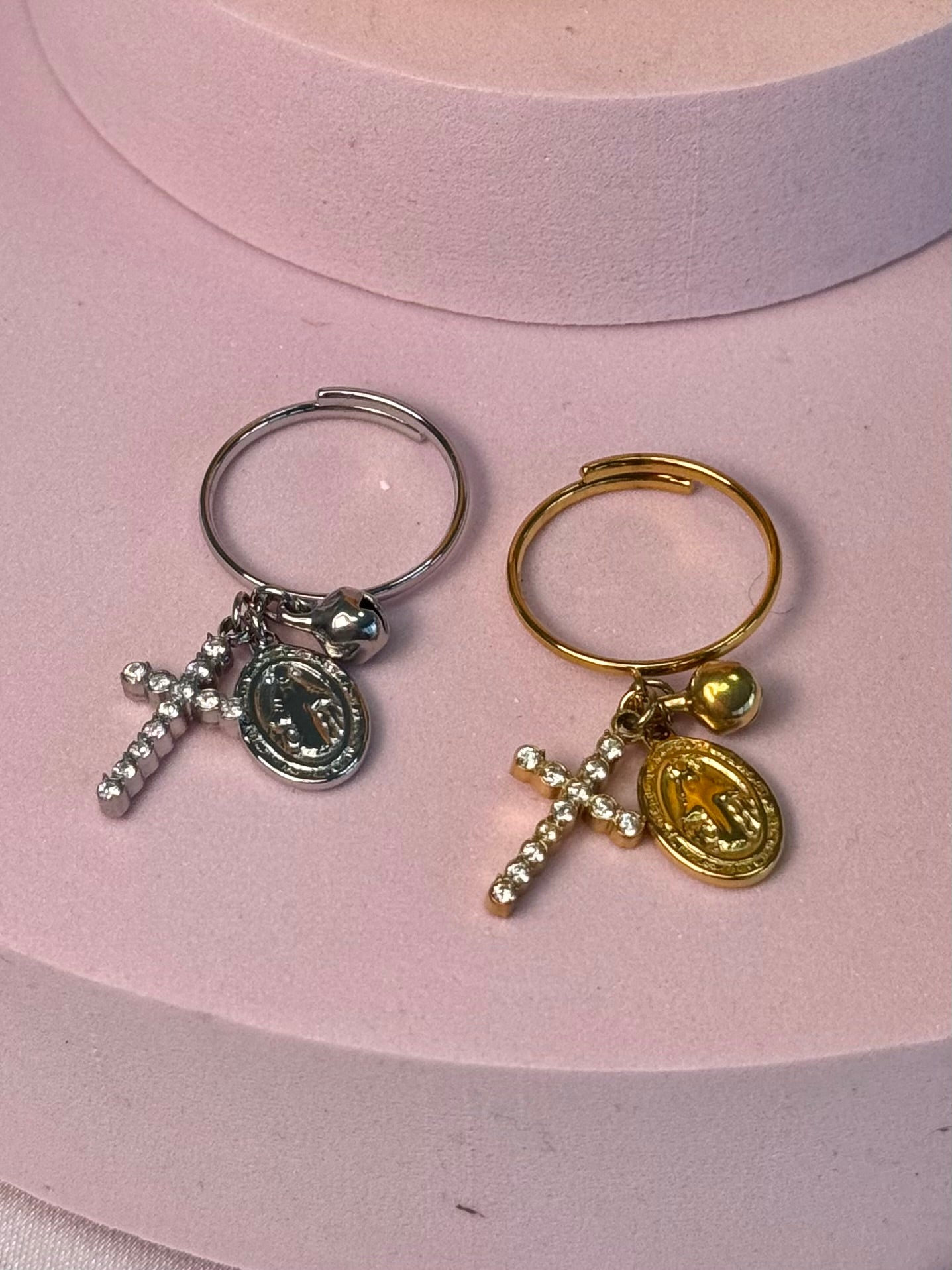 Sonaglio Saint Ring