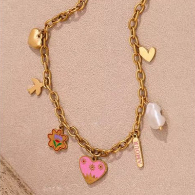 Amour Necklace