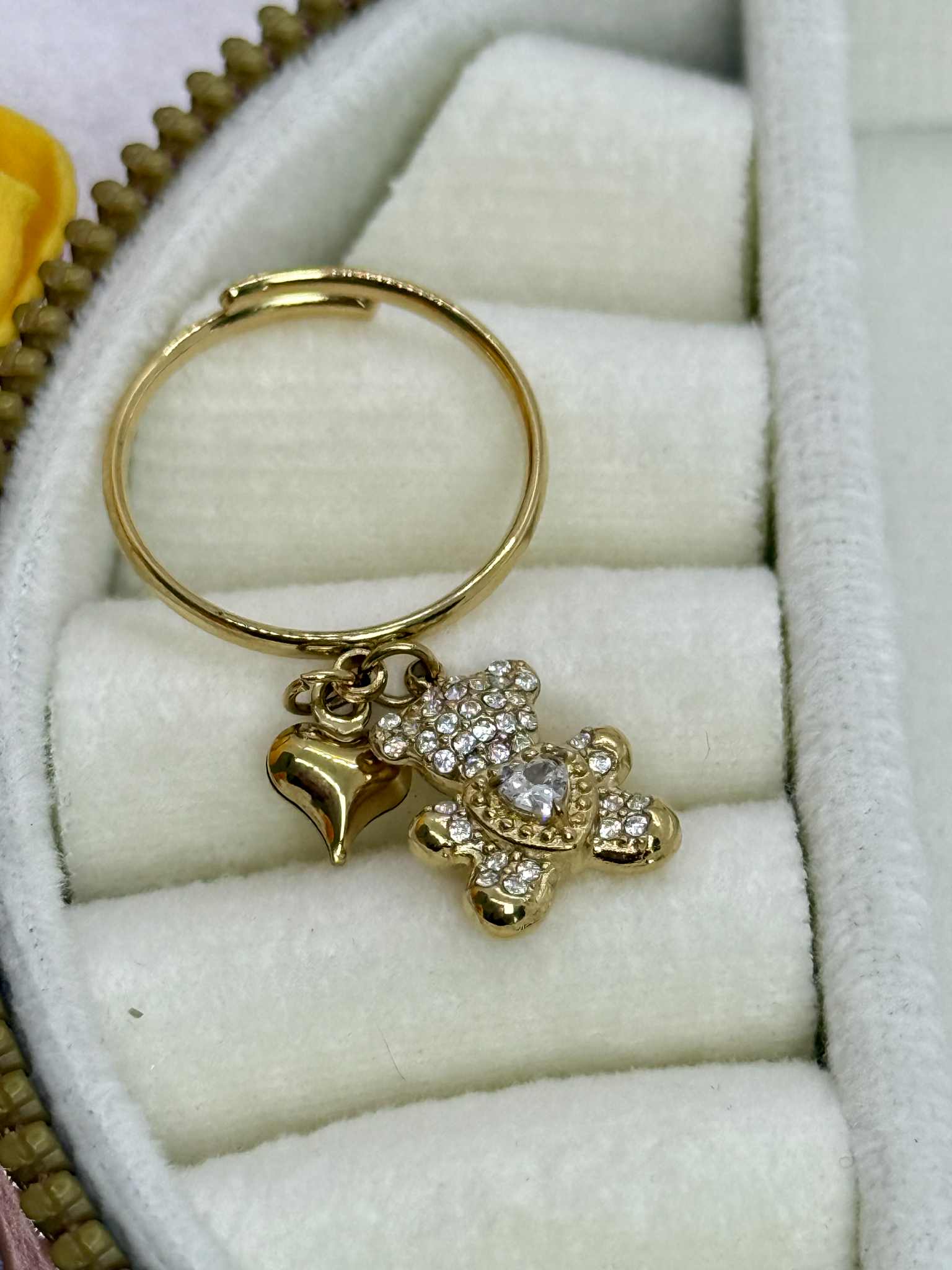 Cuore Teddy Ring