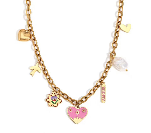 Amour Necklace