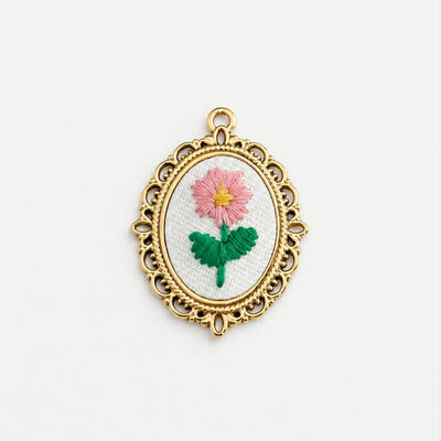 Charm Ricamato Gerbera
