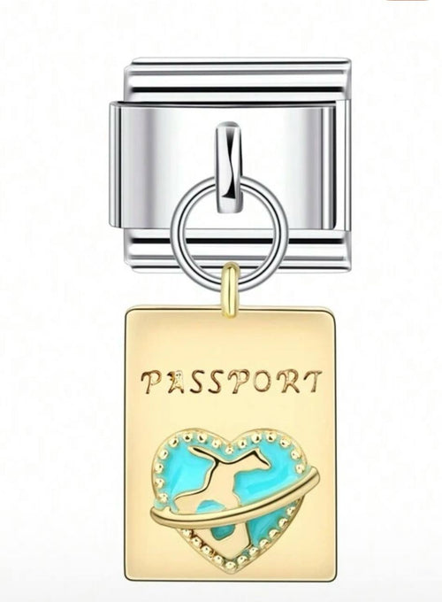 Passaport Charm