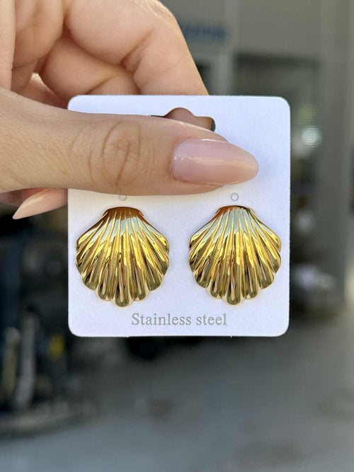 Gold Shell Earrings